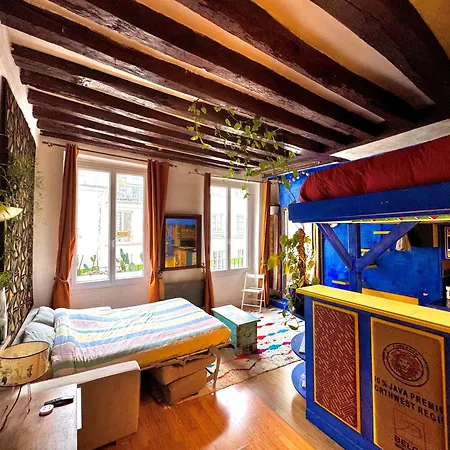 Apartment Centre De *