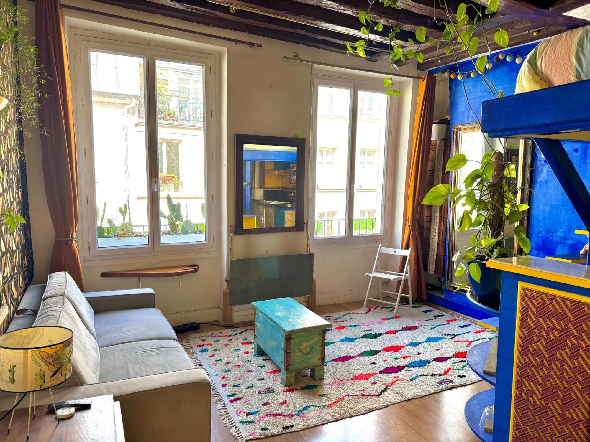 Apartment Centre De *
